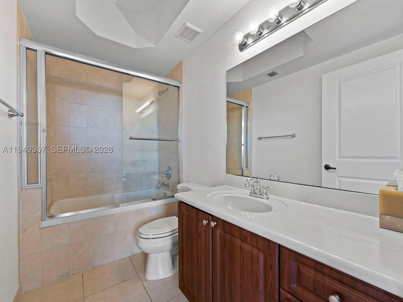 Real estate property located at 2301 27th Ave #1403, Miami-dade, The Luxor Residences Cond, Miami, FL