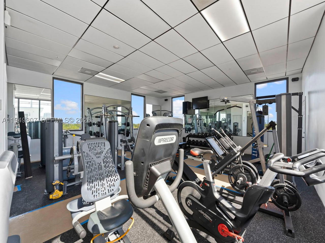 Real estate property located at 2301 27th Ave #1403, Miami-dade, The Luxor Residences Cond, Miami, FL