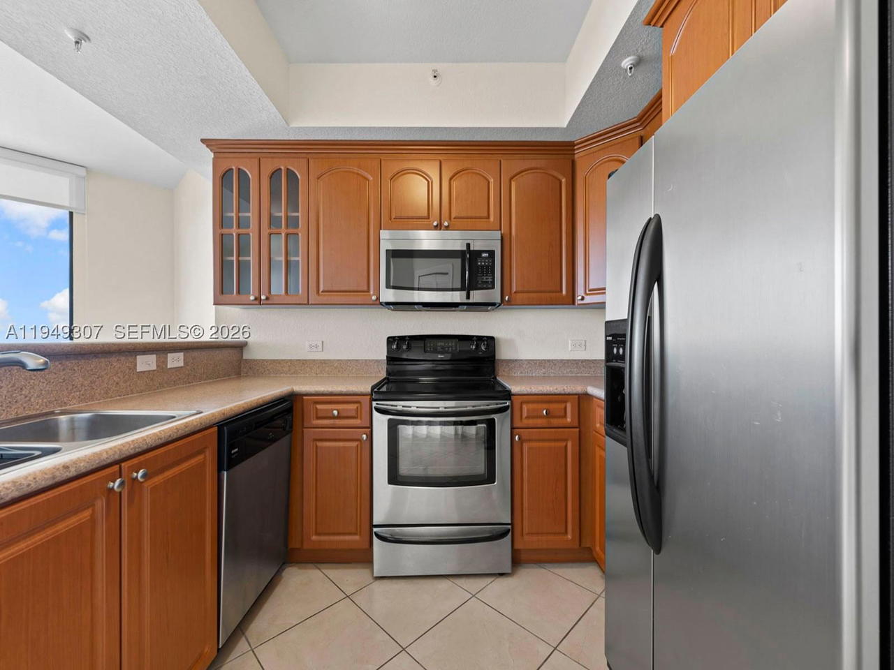 Real estate property located at 2301 27th Ave #1403, Miami-dade, The Luxor Residences Cond, Miami, FL