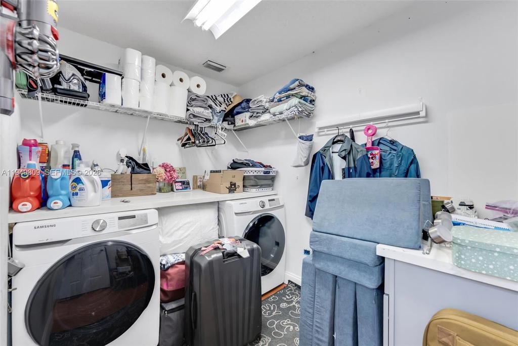 Real estate property located at 15101 144th Ct, Miami-dade, River Bend Sec 4, Miami, FL