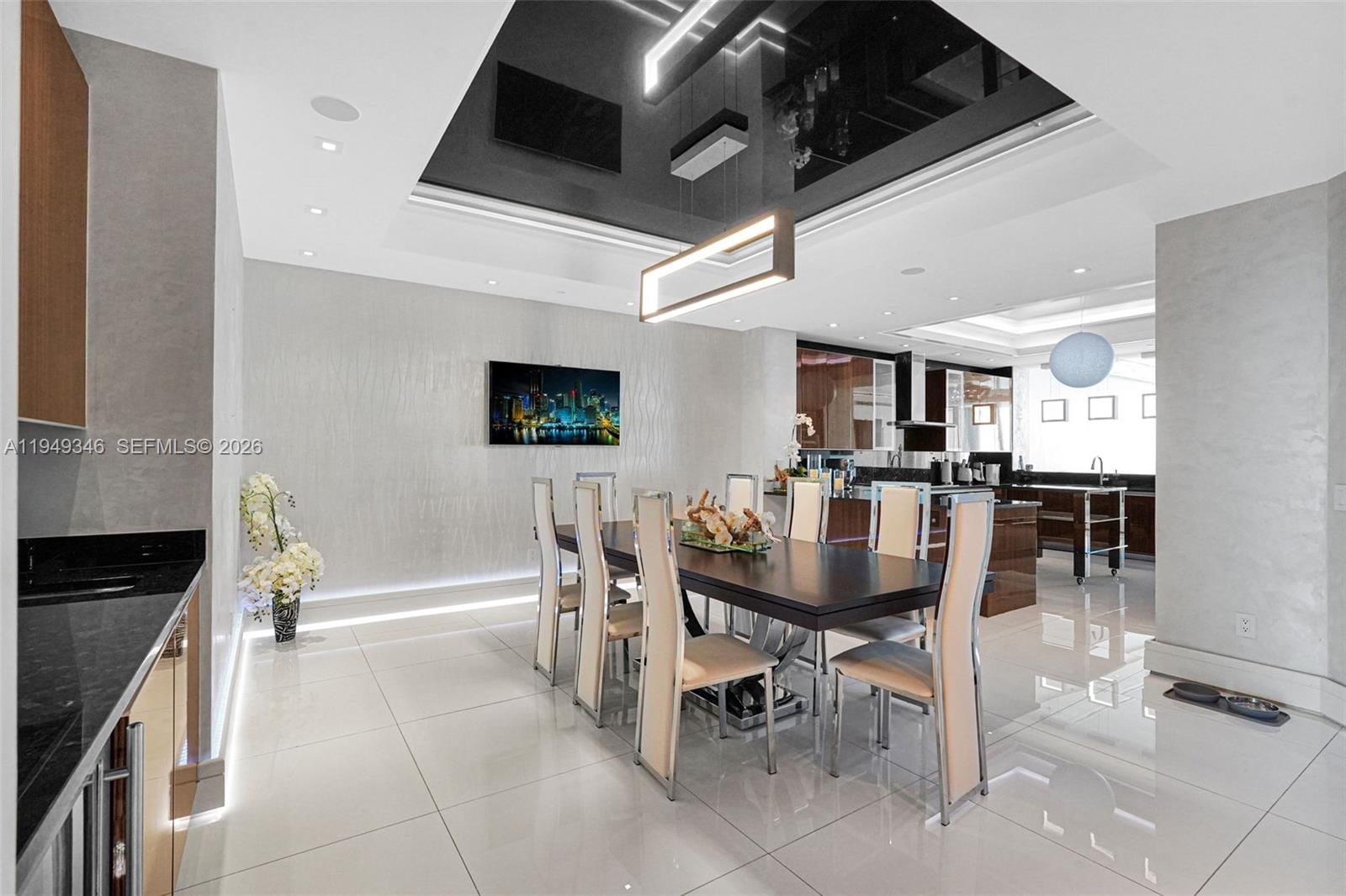 Real estate property located at 2711 Ocean Drive #3704, Broward, Trump Hollywood, Hollywood, FL