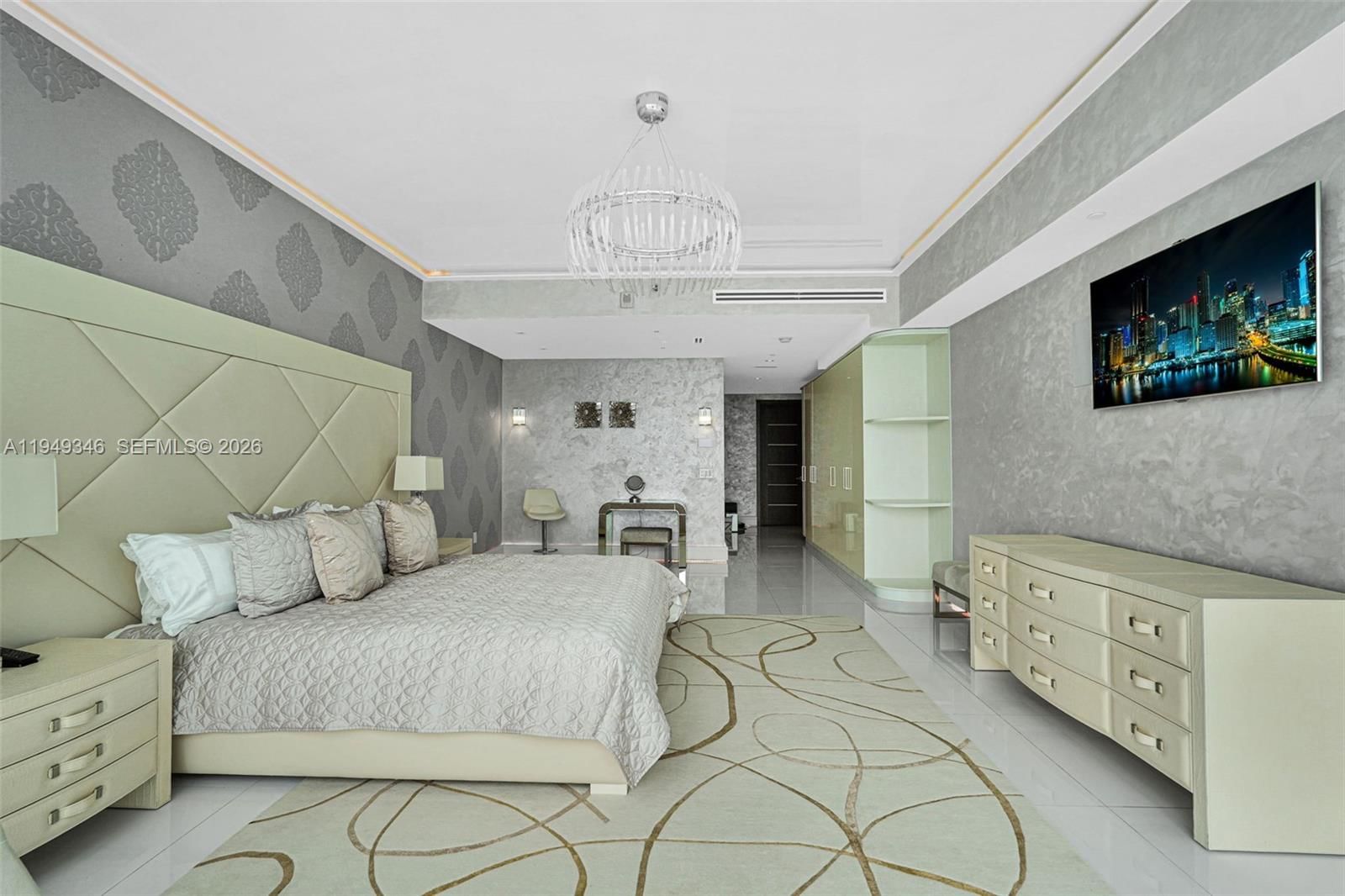 Real estate property located at 2711 Ocean Drive #3704, Broward, Trump Hollywood, Hollywood, FL