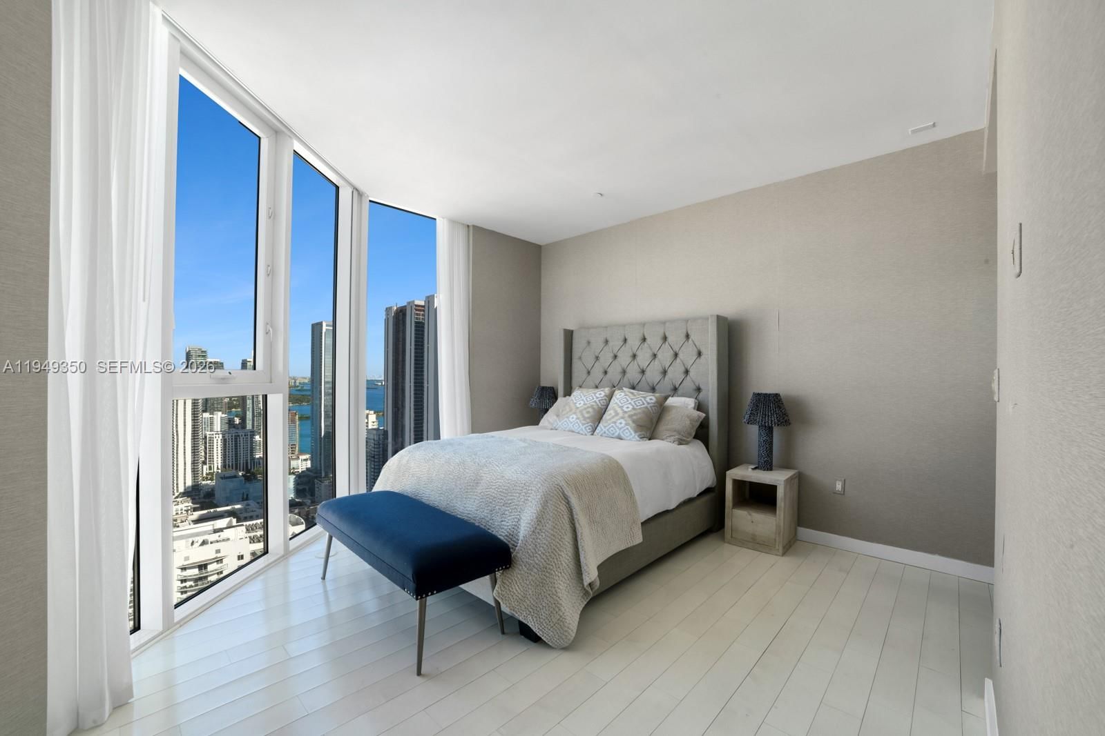 Real estate property located at 2020 Bayshore Dr PH4302, Miami-dade, Paramount Bay Condo, Miami, FL