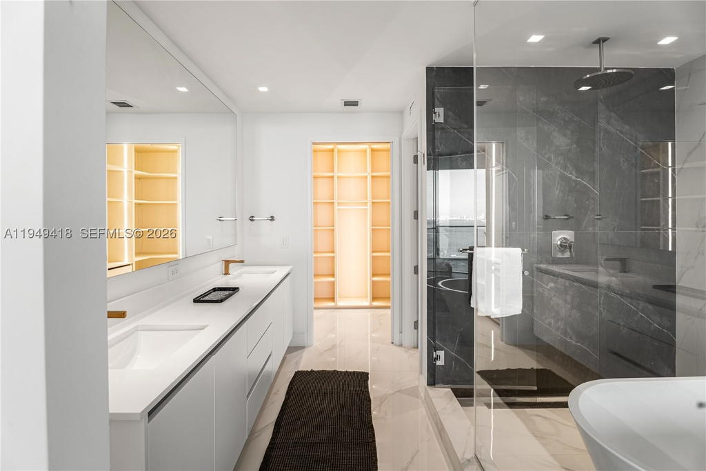 Real estate property located at 700 24th St #2602, Miami-dade, Aria Reserve, Miami, FL