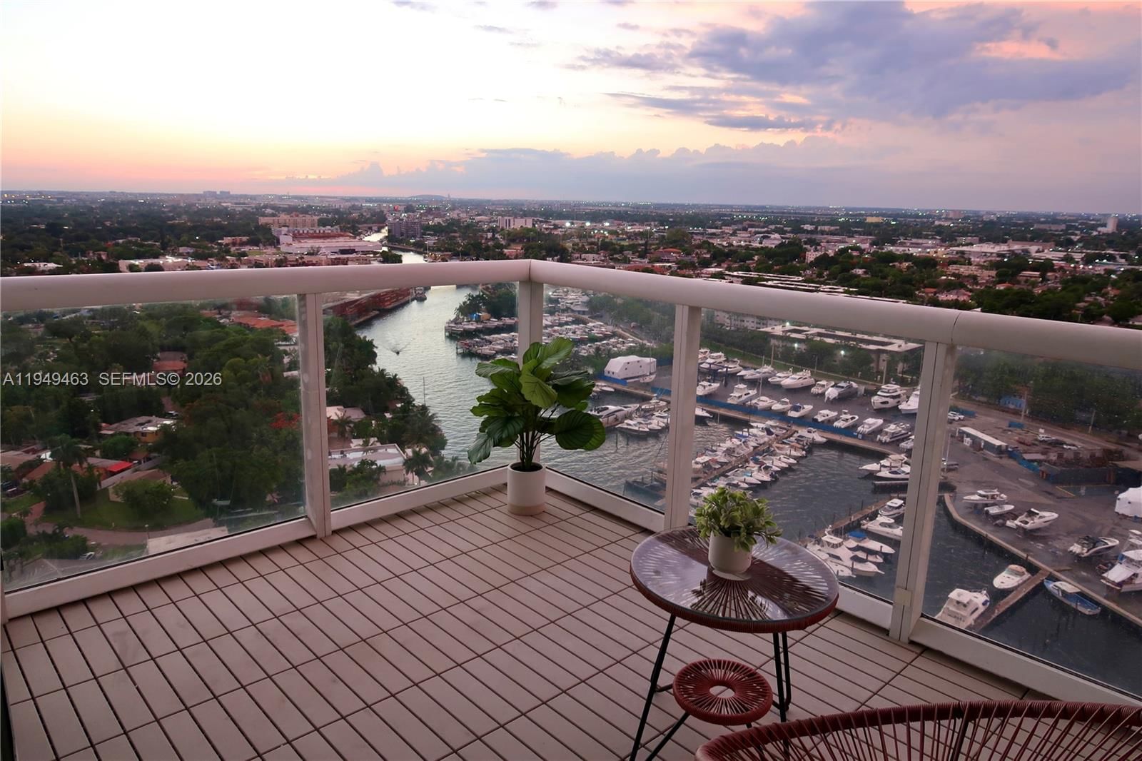 Real estate property located at 1861 S River Dr #2505, Miami-dade, Terrazas Riverpark Villag, Miami, FL