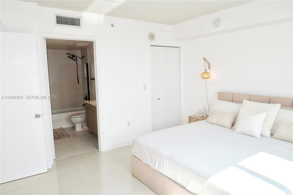 Real estate property located at 1861 S River Dr #2505, Miami-dade, Terrazas Riverpark Villag, Miami, FL