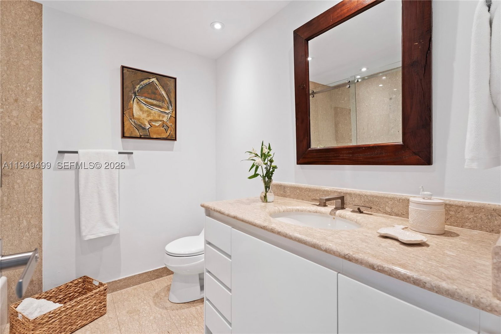 Real estate property located at 1643 Brickell Ave #2506, Miami-dade, Santa Maria Condo, Miami, FL