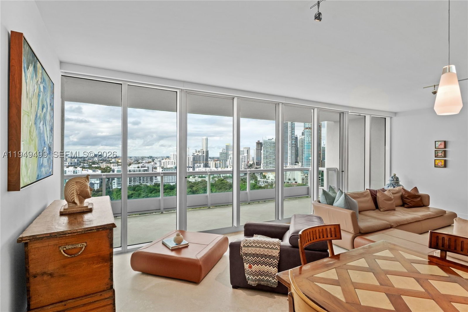 Real estate property located at 1643 Brickell Ave #2506, Miami-dade, Santa Maria Condo, Miami, FL