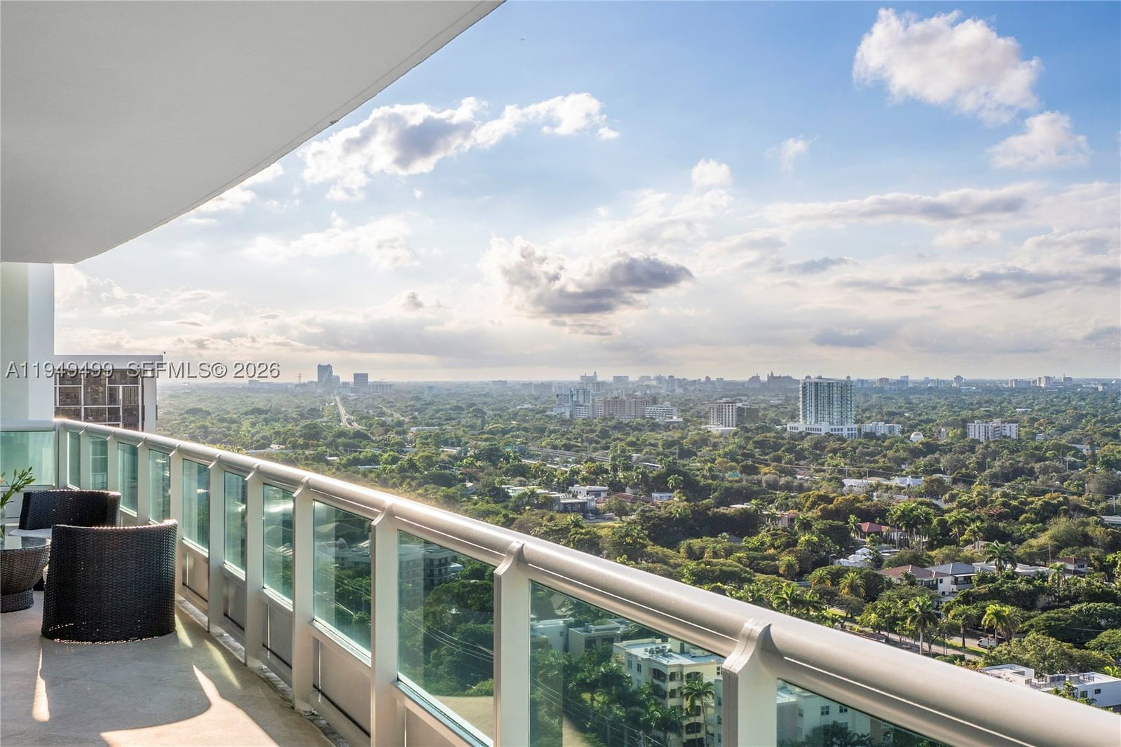 Real estate property located at 1643 Brickell Ave #2506, Miami-dade, Santa Maria Condo, Miami, FL