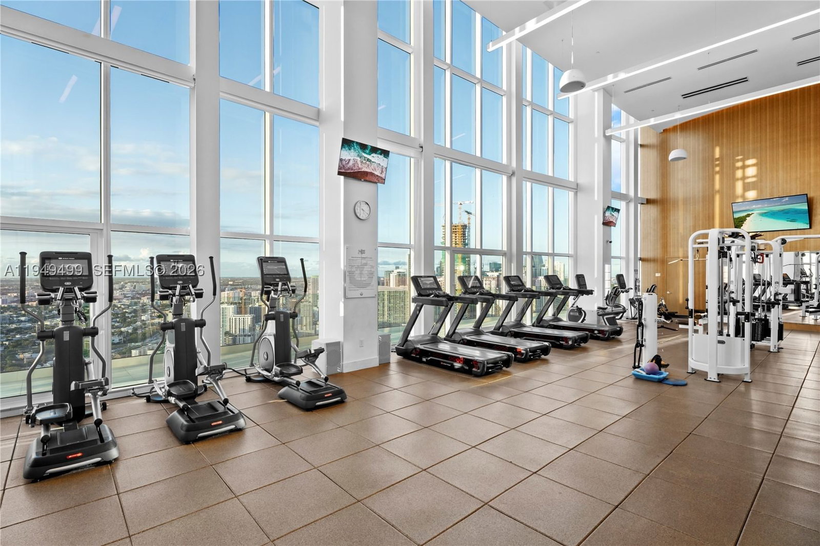 Real estate property located at 1643 Brickell Ave #2506, Miami-dade, Santa Maria Condo, Miami, FL