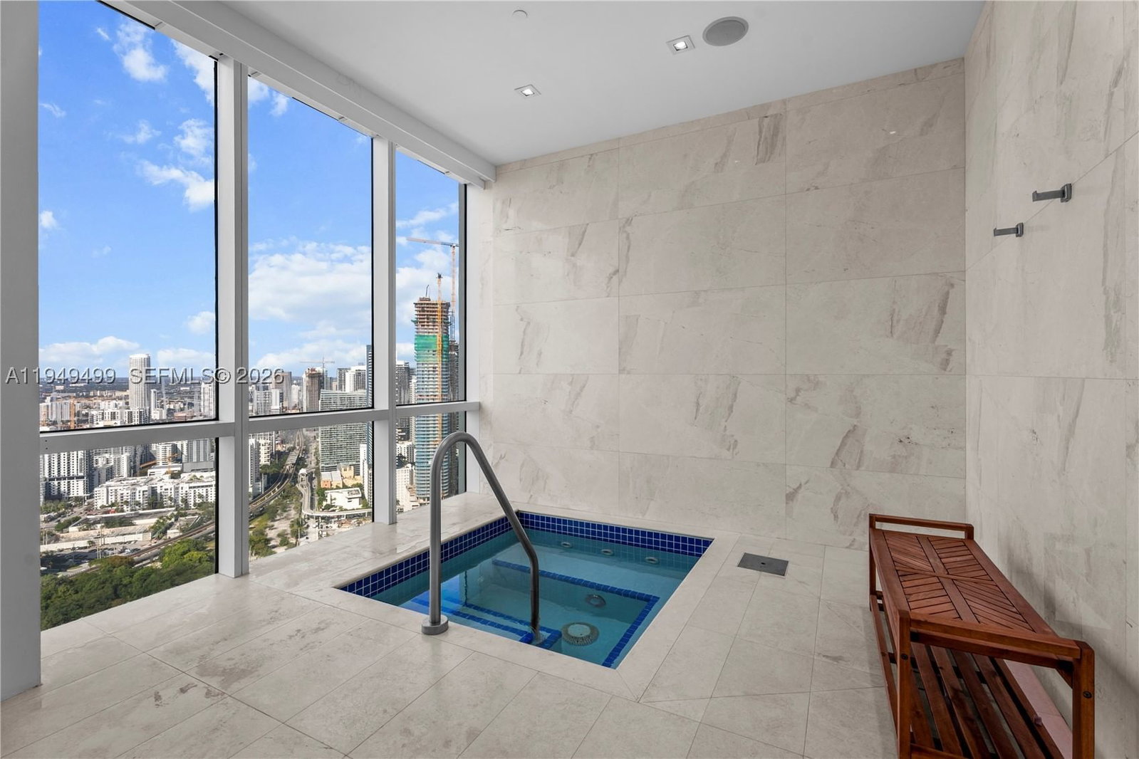 Real estate property located at 1643 Brickell Ave #2506, Miami-dade, Santa Maria Condo, Miami, FL