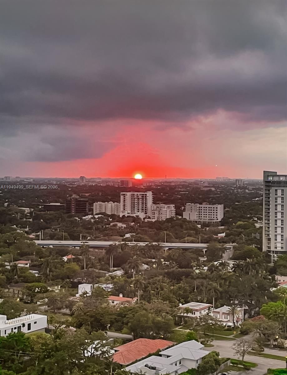 Real estate property located at 1643 Brickell Ave #2506, Miami-dade, Santa Maria Condo, Miami, FL