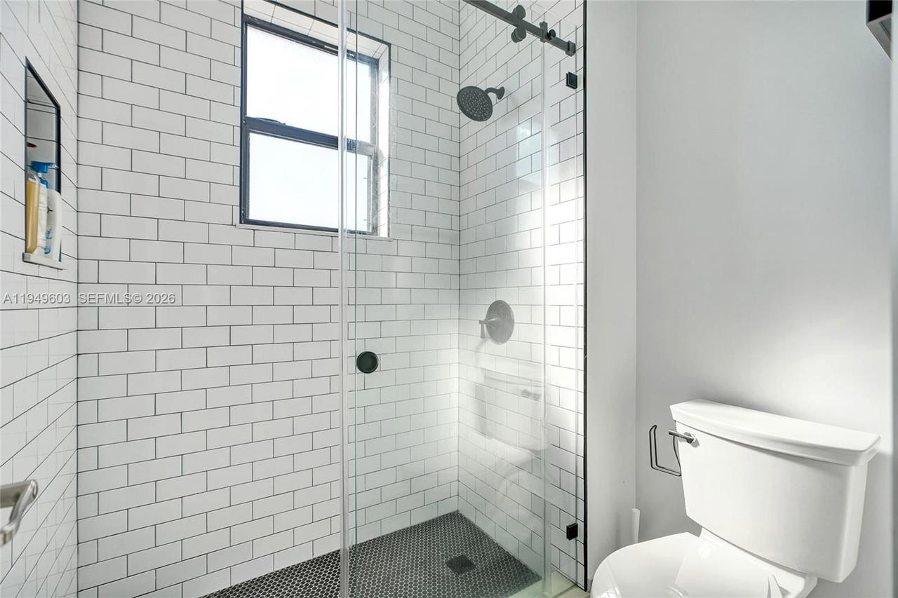 Real estate property located at 11581 151st Pl, Miami-dade, Garden Estates At The Ham, Miami, FL