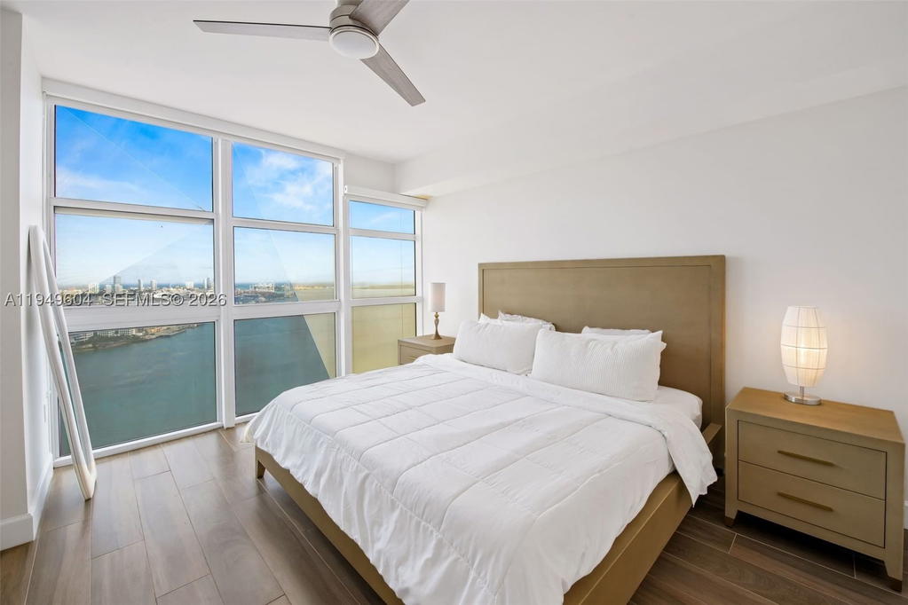 Real estate property located at 50 Biscayne Blvd #3904, Miami-dade, 50 Biscayne Condo, Miami, FL