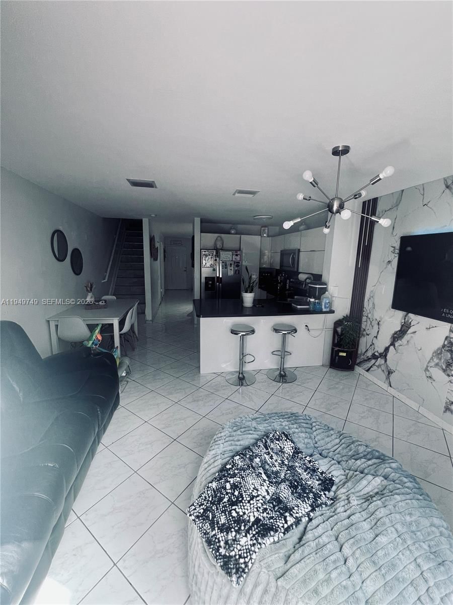Real estate property located at 8851 119th St #5221, Miami-dade, Grand Vista Condo, Hialeah Gardens, FL