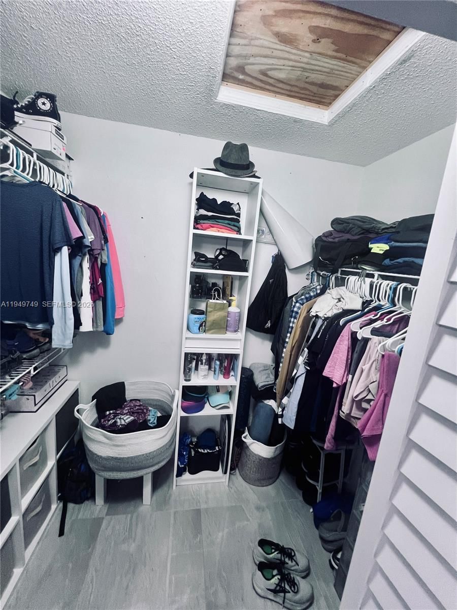 Real estate property located at 8851 119th St #5221, Miami-dade, Grand Vista Condo, Hialeah Gardens, FL