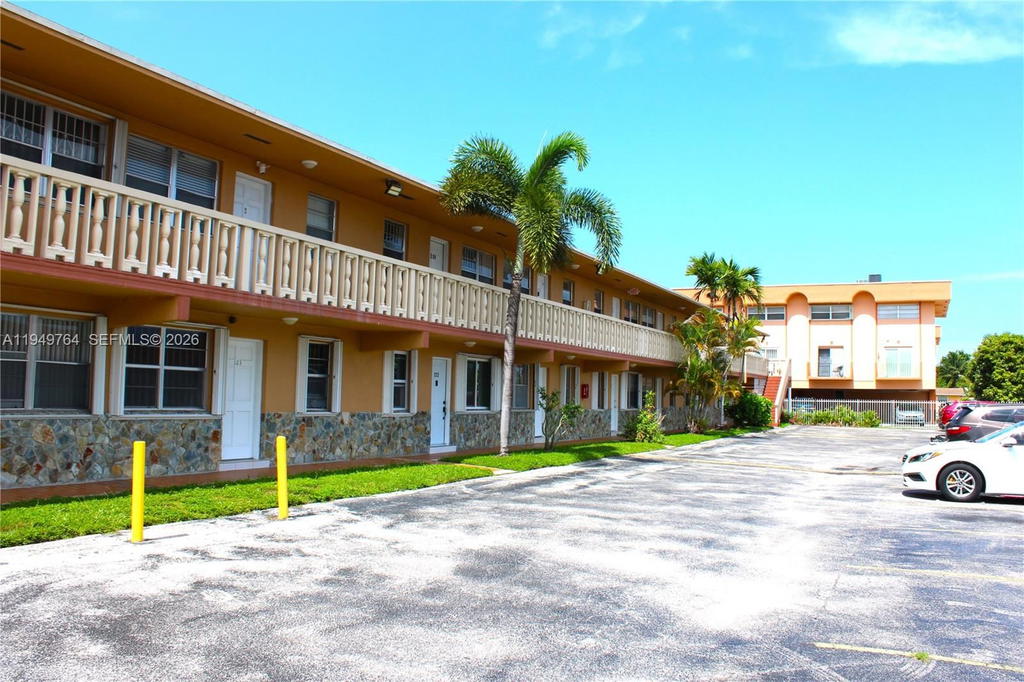 Real estate property located at 1154 35th St #221, Miami-dade, Five Arches Condo, Hialeah, FL