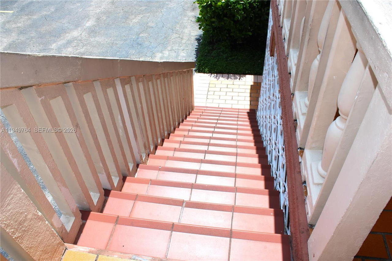 Real estate property located at 1154 35th St #221, Miami-dade, Five Arches Condo, Hialeah, FL