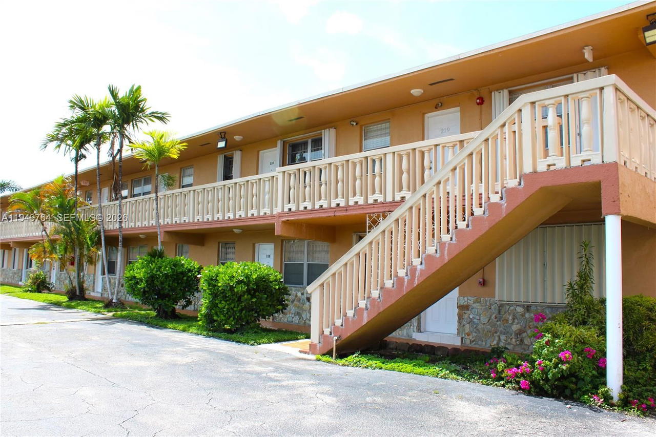 Real estate property located at 1154 35th St #221, Miami-dade, Five Arches Condo, Hialeah, FL