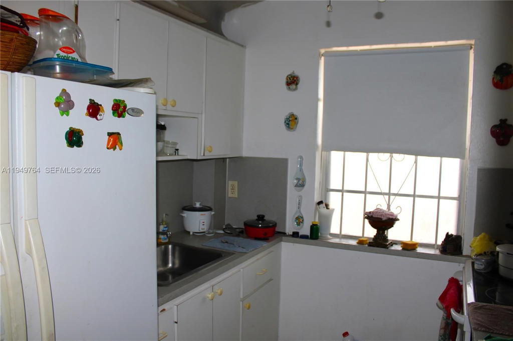 Real estate property located at 1154 35th St #221, Miami-dade, Five Arches Condo, Hialeah, FL