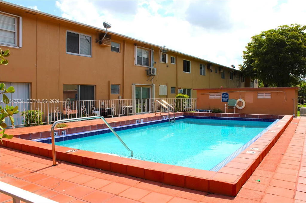 Real estate property located at 1154 35th St #221, Miami-dade, Five Arches Condo, Hialeah, FL