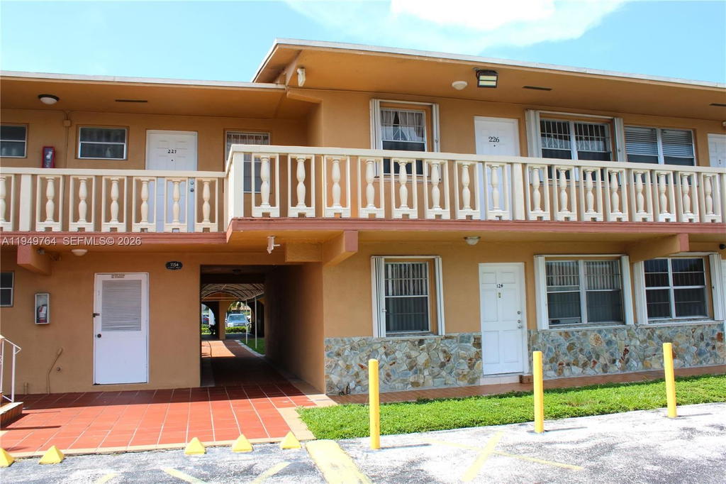 Real estate property located at 1154 35th St #221, Miami-dade, Five Arches Condo, Hialeah, FL