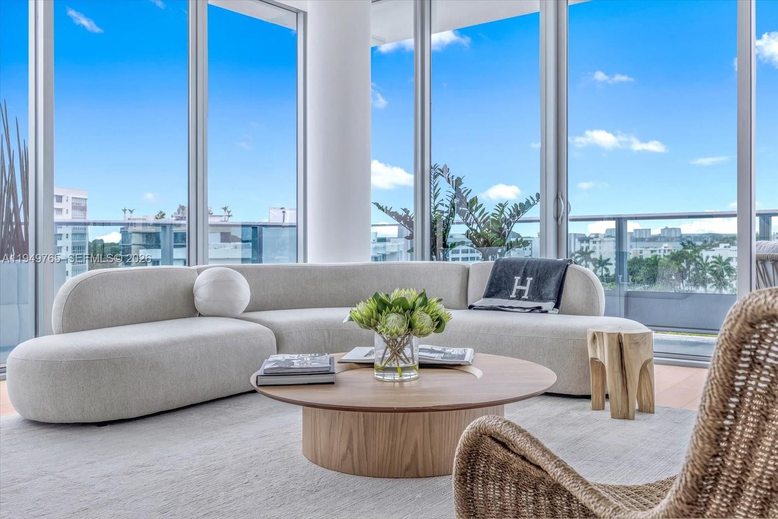 Real estate property located at 9201 Bay Harbor Dr UPH02, Miami-dade, Bay Harbor Islands, Bay Harbor Islands, FL