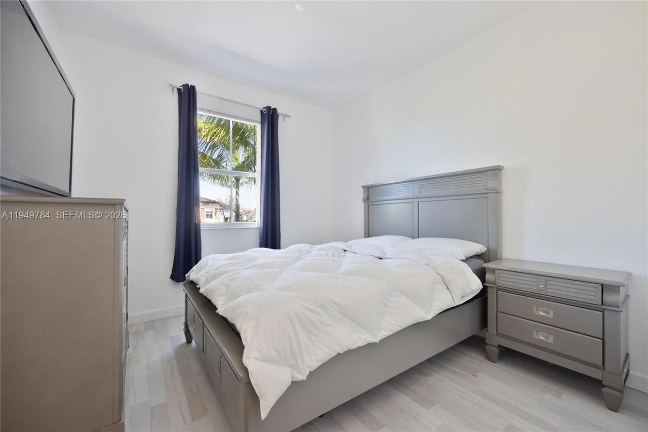 Real estate property located at 11224 87th St, Miami-dade, Islands At Doral Northwest, Doral, FL