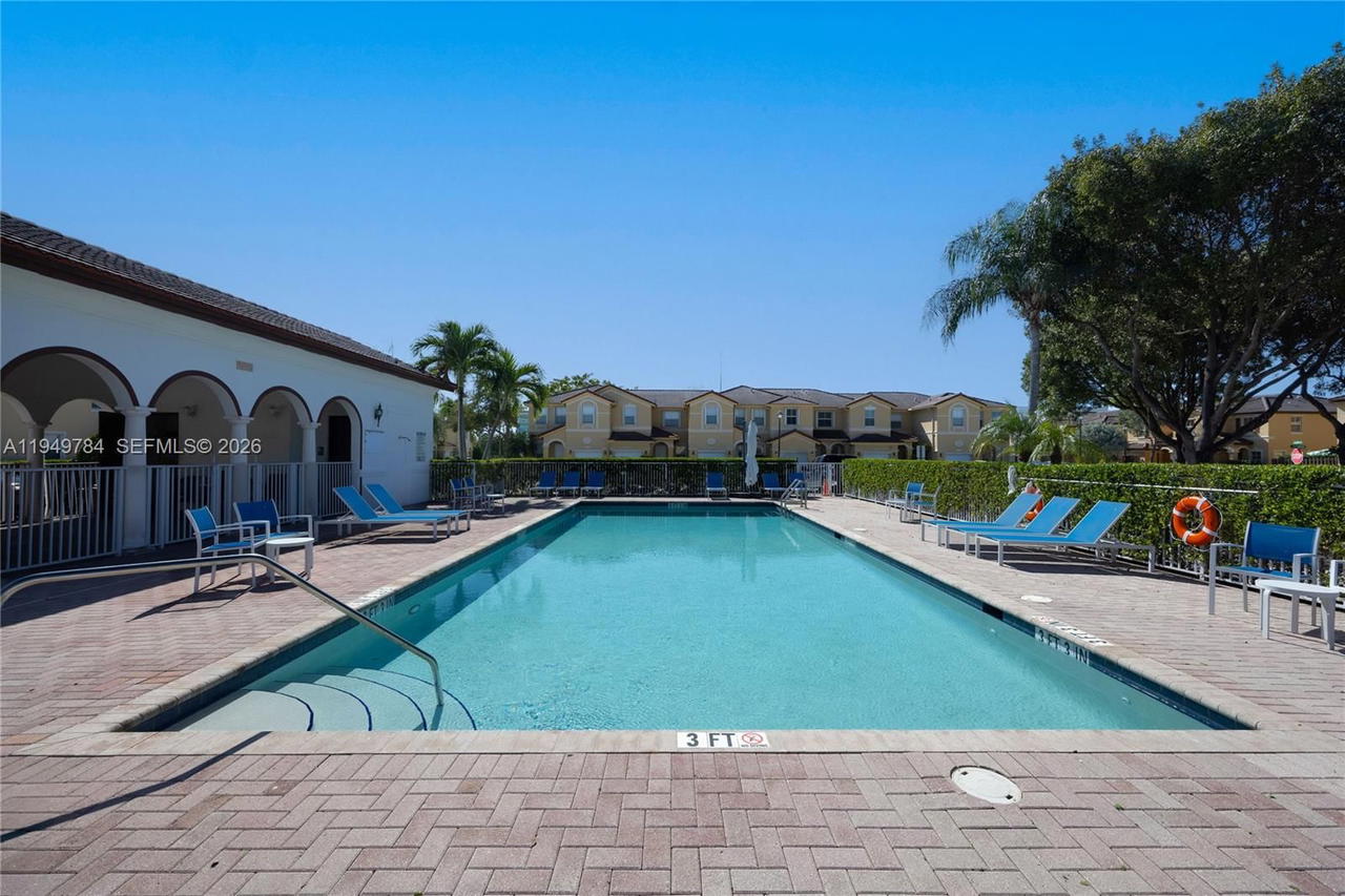 Real estate property located at 11224 87th St, Miami-dade, Islands At Doral Northwest, Doral, FL