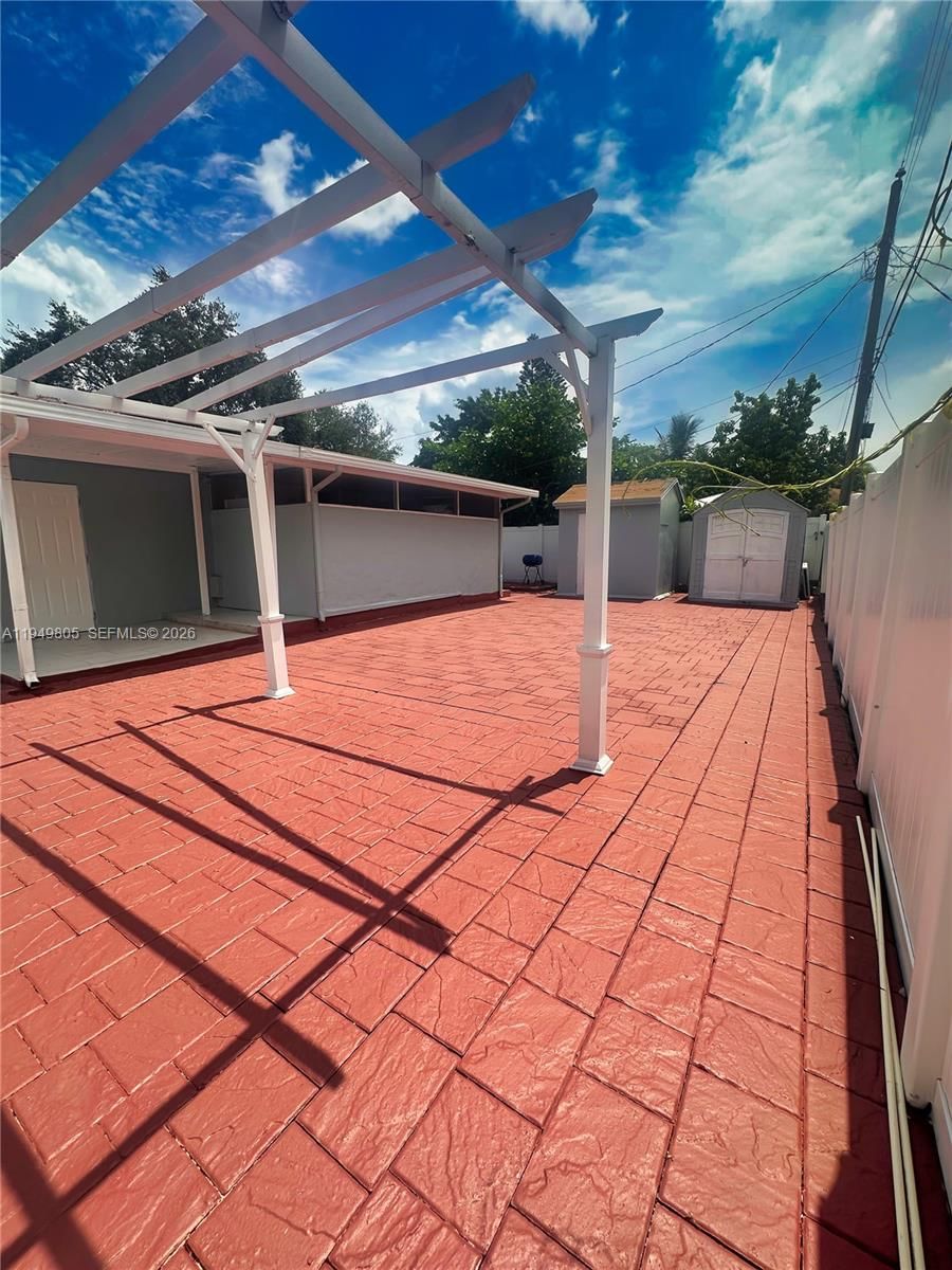 Real estate property located at 6120 Hayes St, Broward, Hollywood Beach Heights S, Hollywood, FL