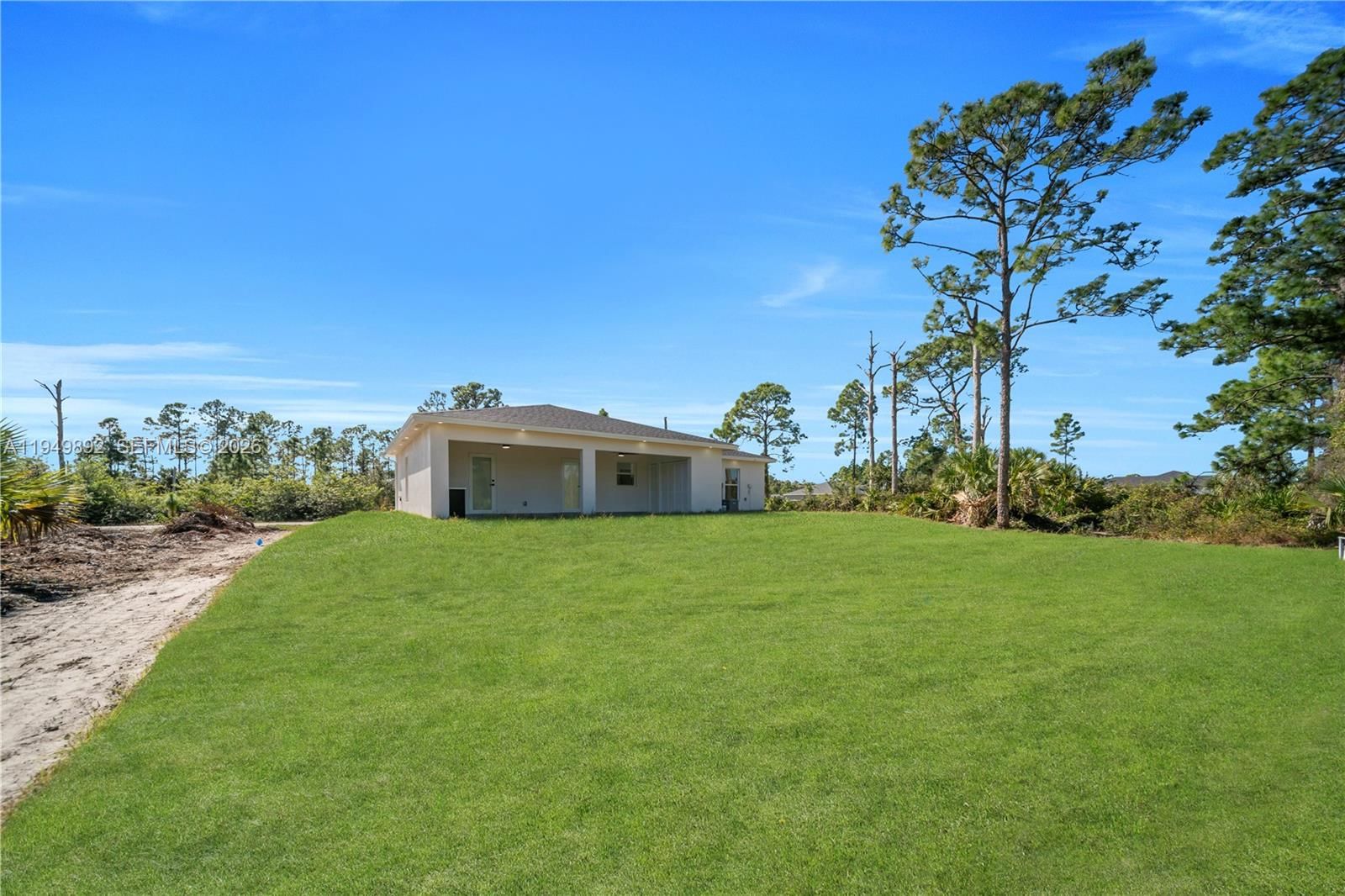 Real estate property located at 855 Foxtail, Other, Lehigh Acres, Other, FL