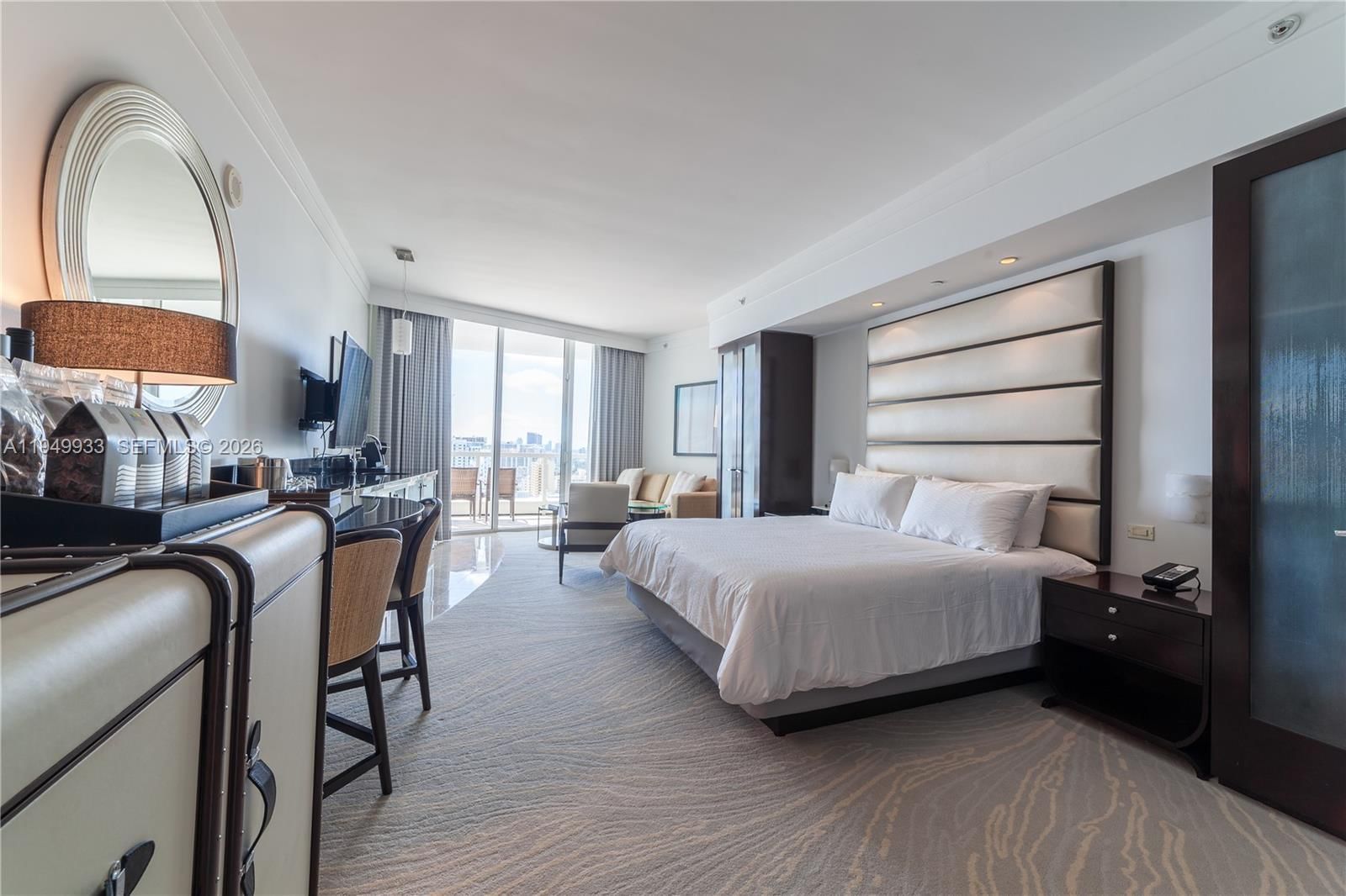 Real estate property located at 4391 Collins Ave #1914, Miami-dade, Fontainebleau Iii Ocean C, Miami Beach, FL