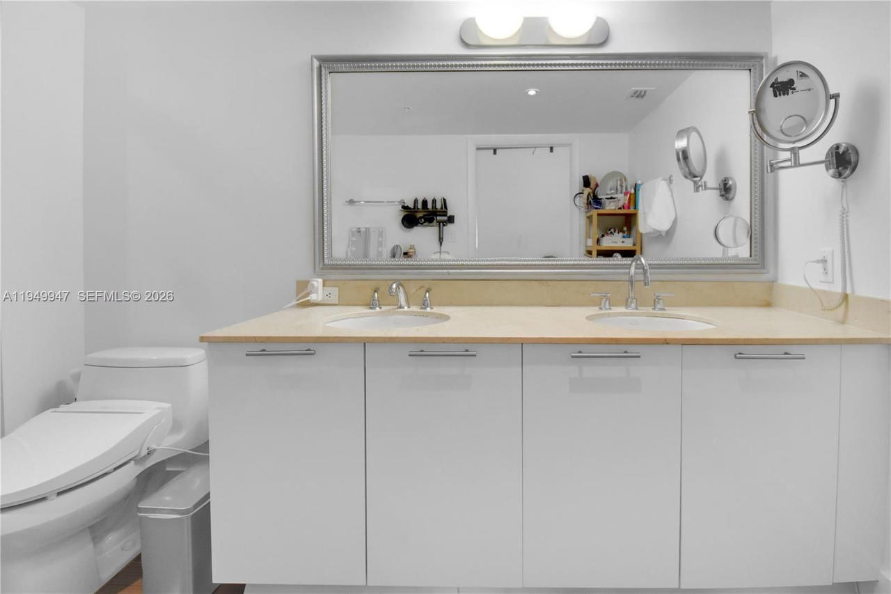 Real estate property located at 1800 Bayshore Dr #3410, Miami-dade, 1800 Club Condo, Miami, FL