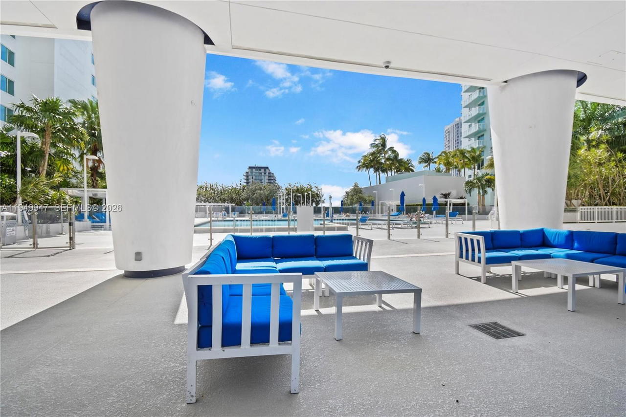 Real estate property located at 1800 Bayshore Dr #3410, Miami-dade, 1800 Club Condo, Miami, FL