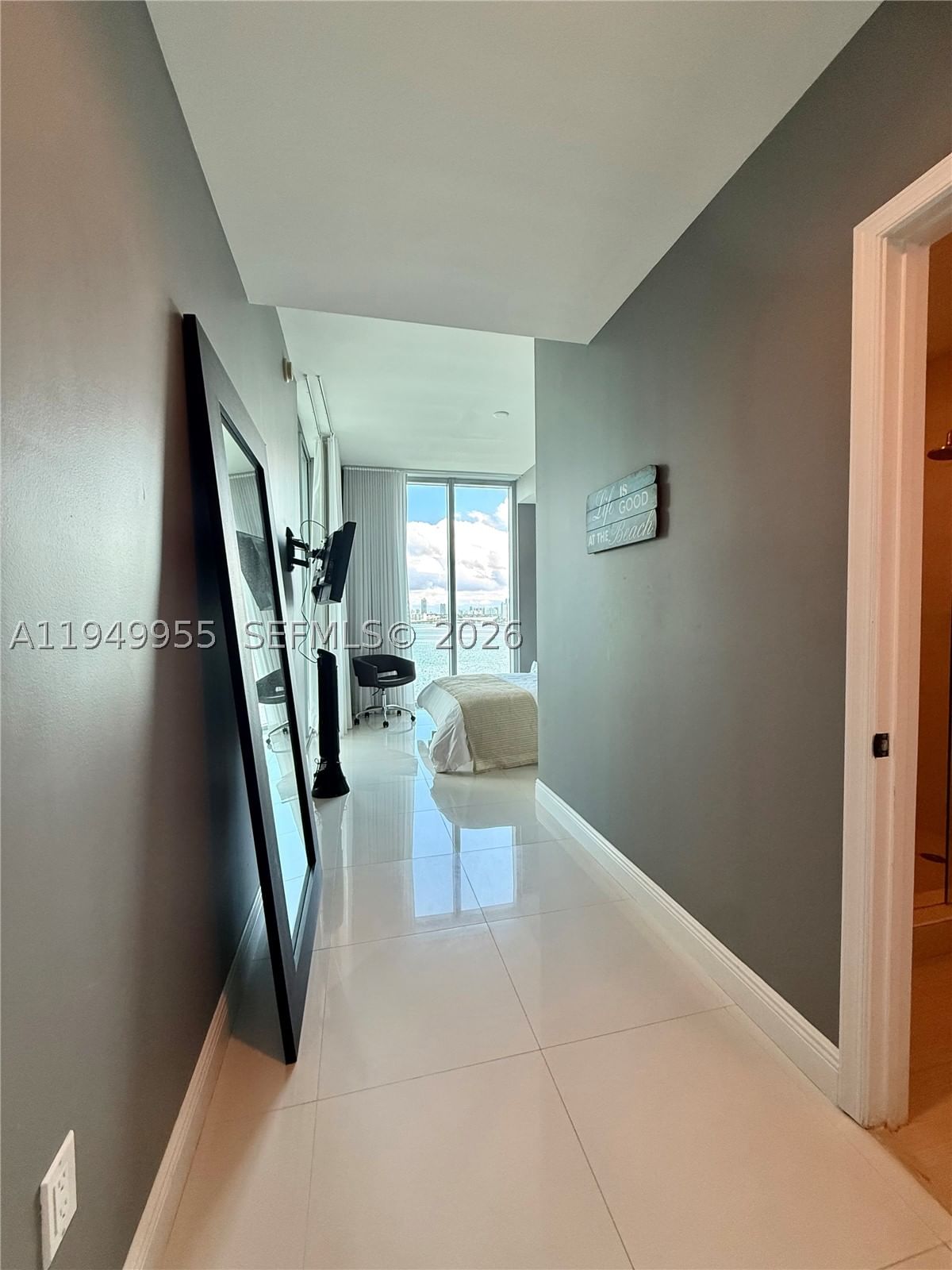 Real estate property located at 7928 East Dr #905, Miami-dade, Eloquence On The Bay Cond, North Bay Village, FL