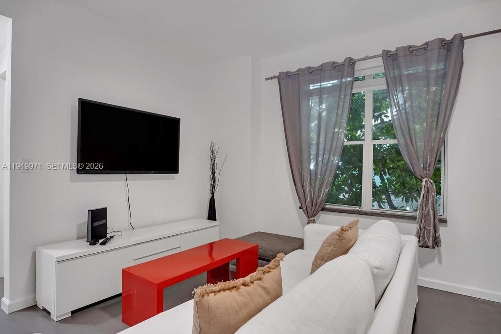 Real estate property located at 747 Michigan Ave #201, Miami-dade, Venetian Villas, Miami Beach, FL