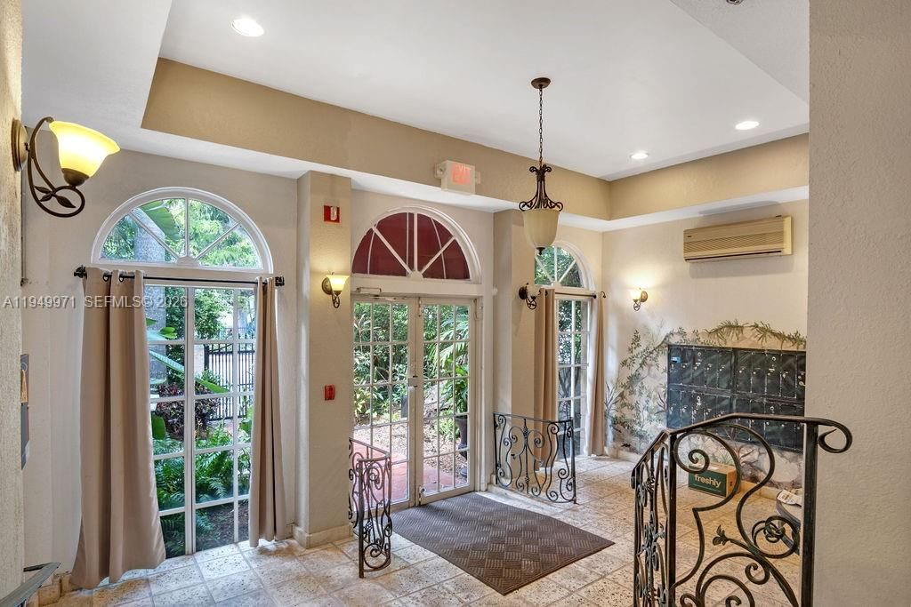 Real estate property located at 747 Michigan Ave #201, Miami-dade, Venetian Villas, Miami Beach, FL