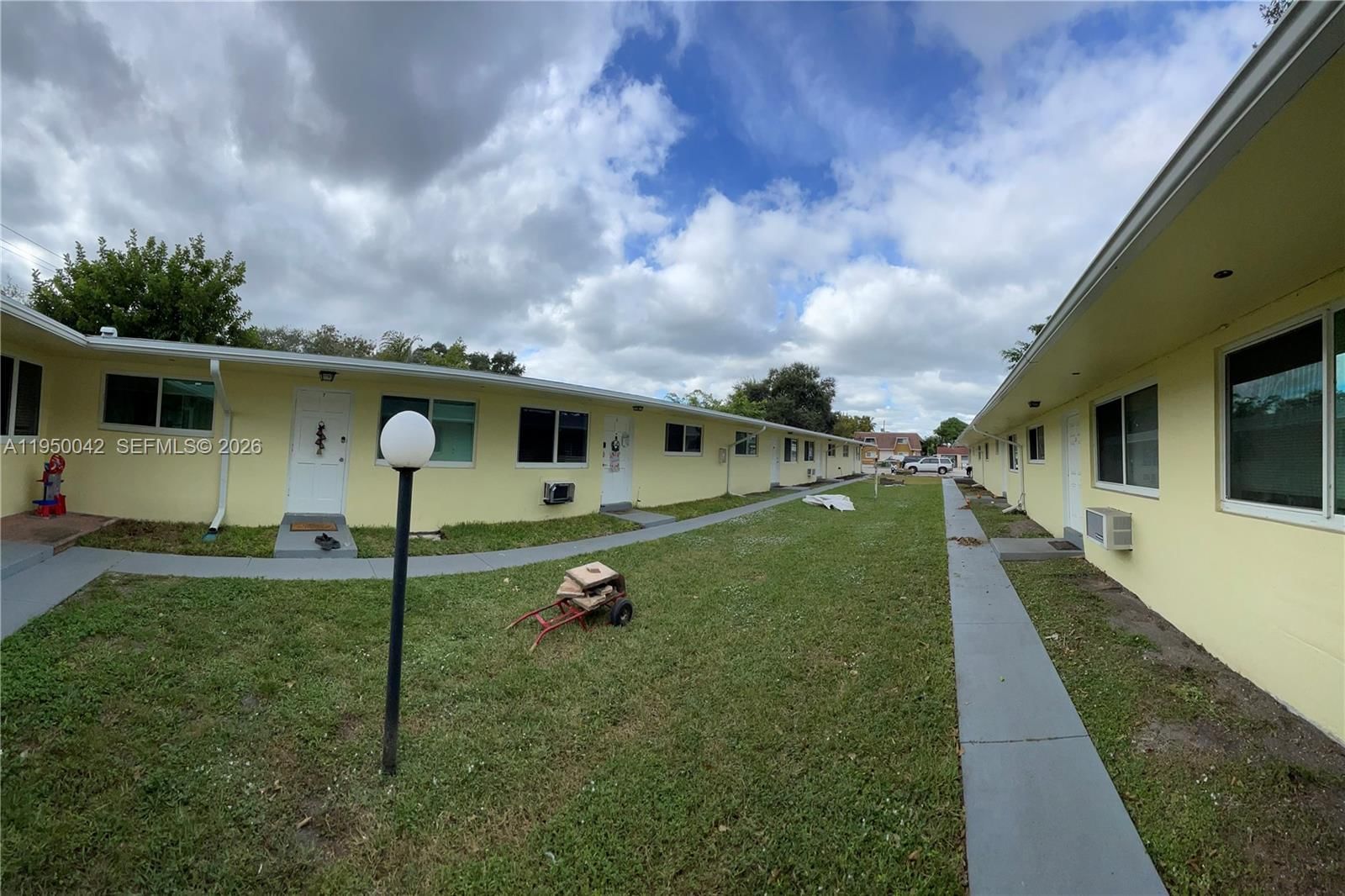 Real estate property located at 2312 Van Buren St #5, Broward, Coronet Vista Condo, Hollywood, FL
