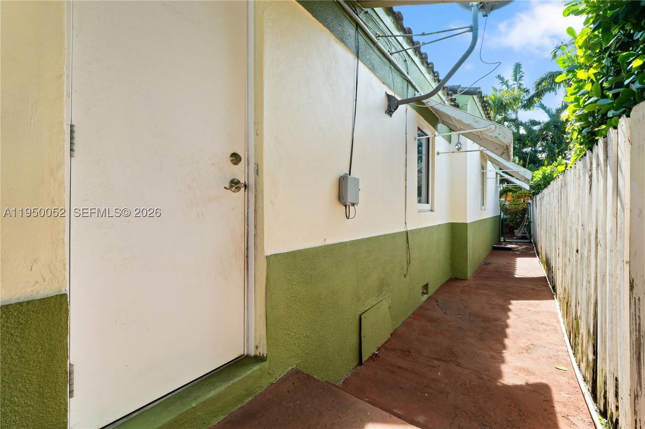 Real estate property located at 1428 20th St, Miami-dade, Osceola Groves, Miami, FL