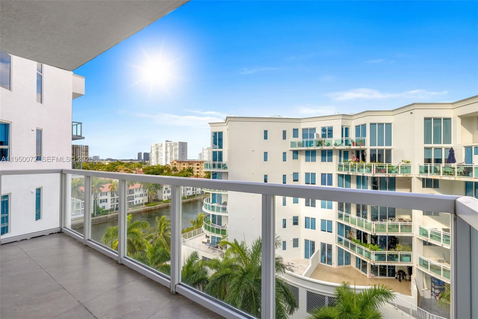 Real estate property located at 3030 188th St #606, Miami-dade, 3030 Aventura Condo, Aventura, FL