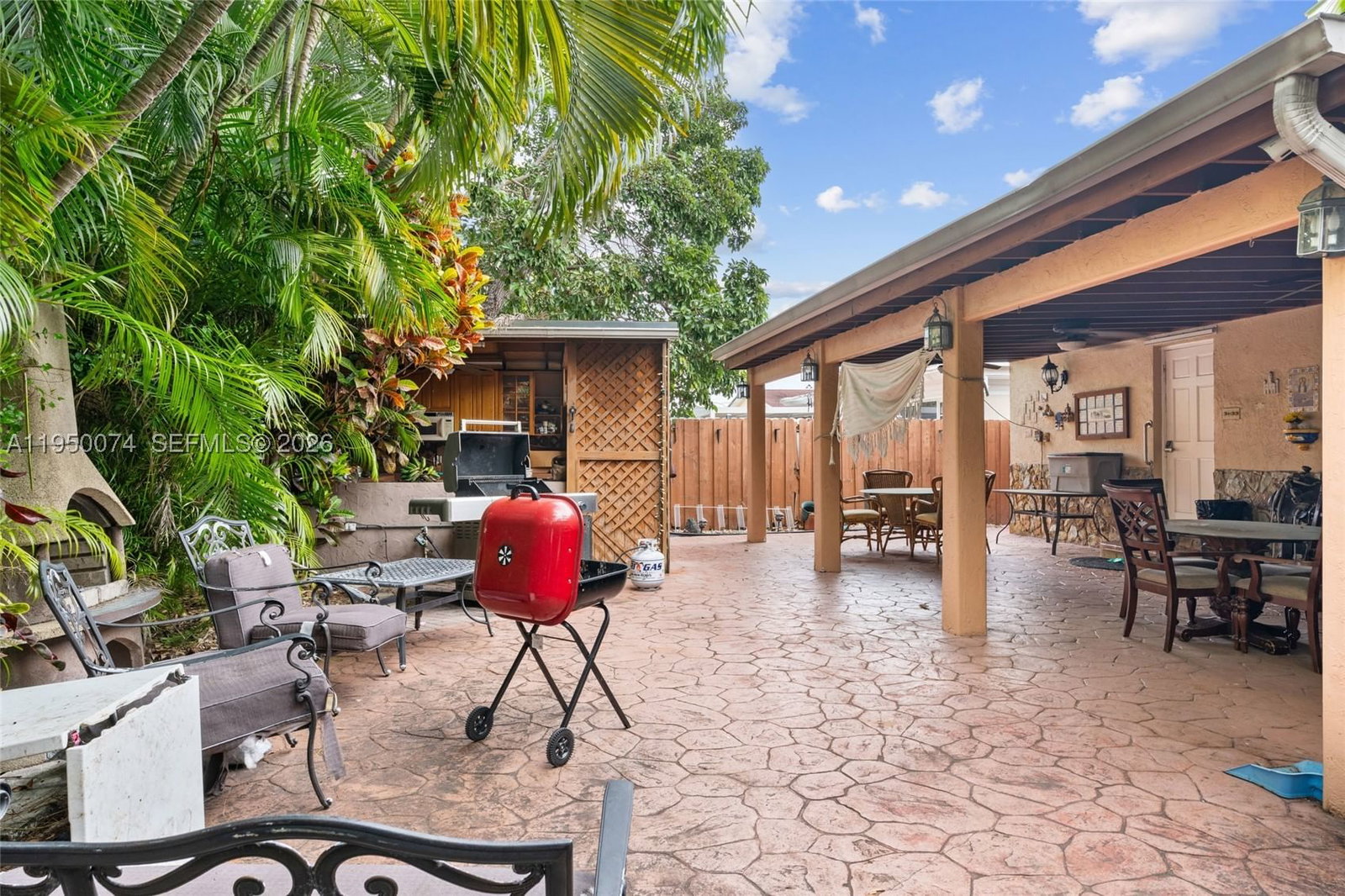 Real estate property located at 5951 4th St, Miami-dade, West Lawn Corrected Plat, Miami, FL