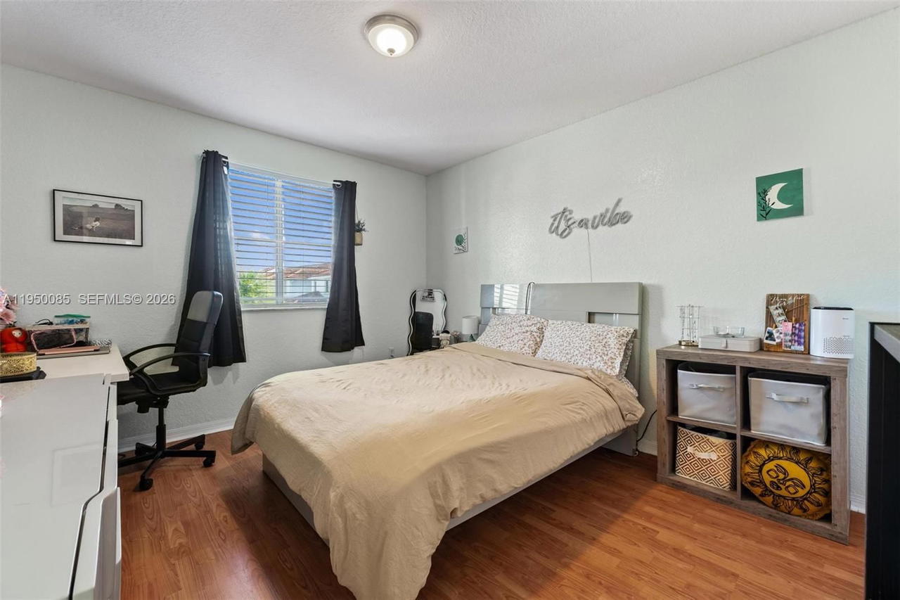 Real estate property located at 4826 116th Ave, Miami-dade, Dimensions At Doral, Doral, FL