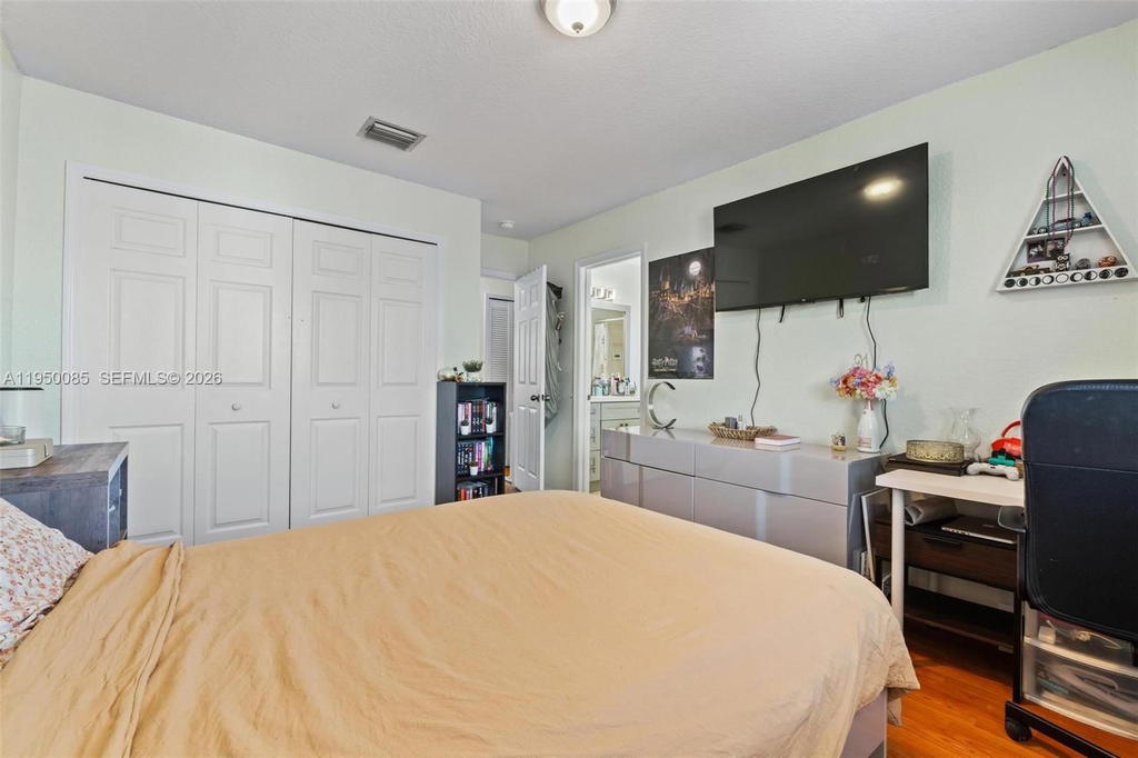 Real estate property located at 4826 116th Ave, Miami-dade, Dimensions At Doral, Doral, FL