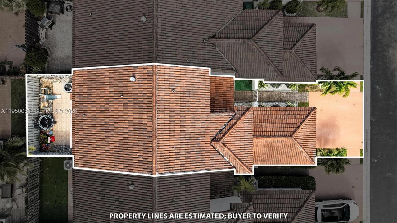 Real estate property located at 4826 116th Ave, Miami-dade, Dimensions At Doral, Doral, FL