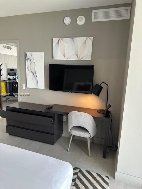 Real estate property located at 4010 Ocean Dr R2702, Broward, 4010 South Ocean Condo, Hollywood, FL