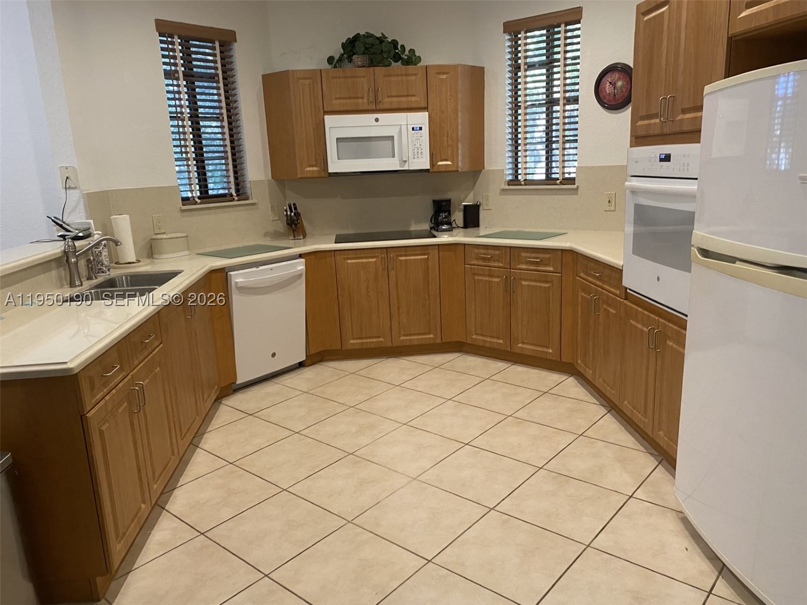 Real estate property located at 1659 Passion Vine Cir #18-4, Broward, Mariposa Pointe At Weston, Weston, FL