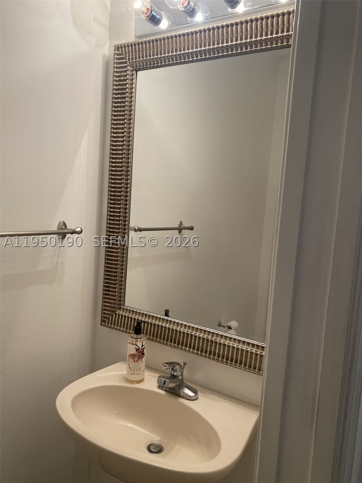 Real estate property located at 1659 Passion Vine Cir #18-4, Broward, Mariposa Pointe At Weston, Weston, FL