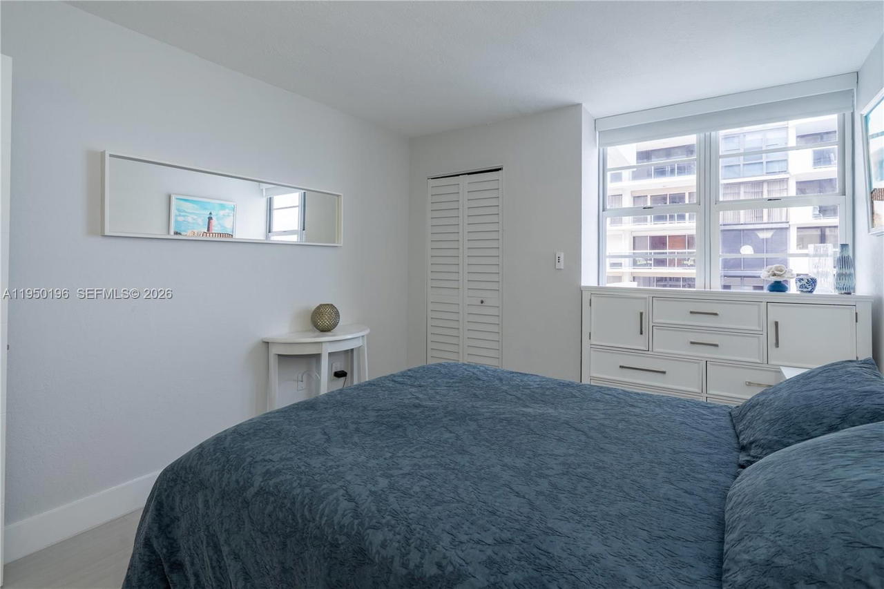Real estate property located at 5701 Collins Ave #1417, Miami-dade, Arlen Beach Condo, Miami Beach, FL