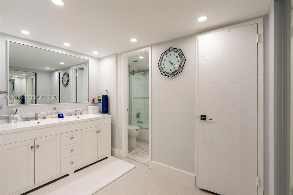 Real estate property located at 5701 Collins Ave #1417, Miami-dade, Arlen Beach Condo, Miami Beach, FL