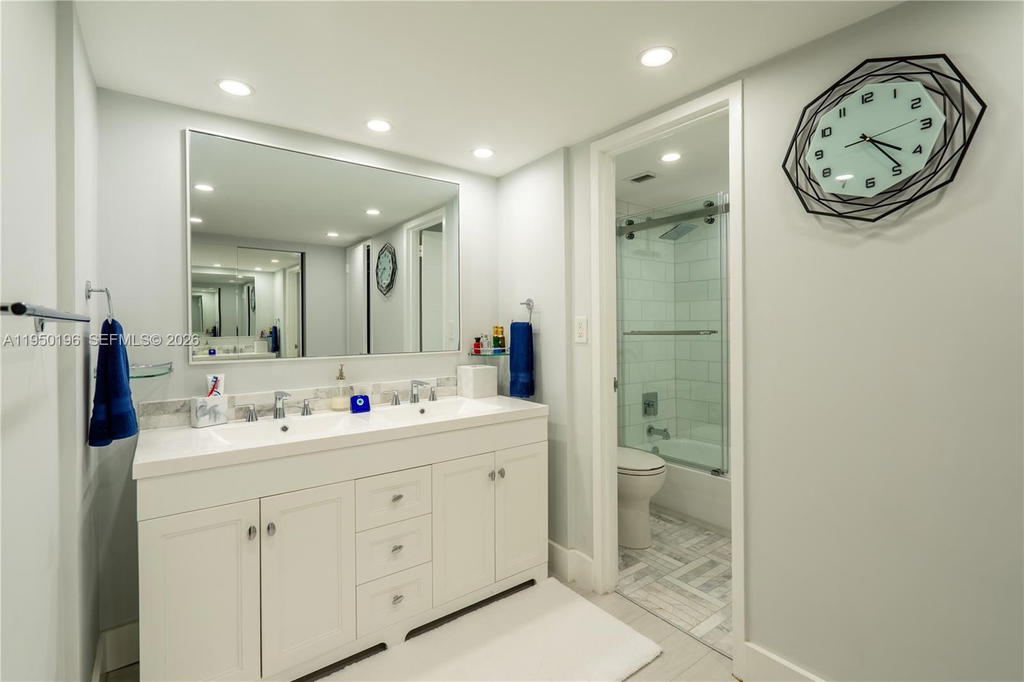 Real estate property located at 5701 Collins Ave #1417, Miami-dade, Arlen Beach Condo, Miami Beach, FL